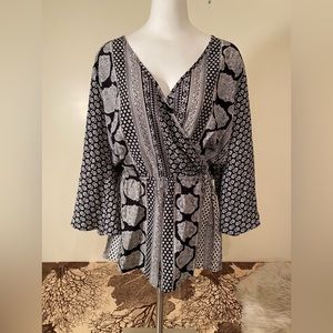 California Moonrise boho jumpsuit romper onesie size Medium NWOT